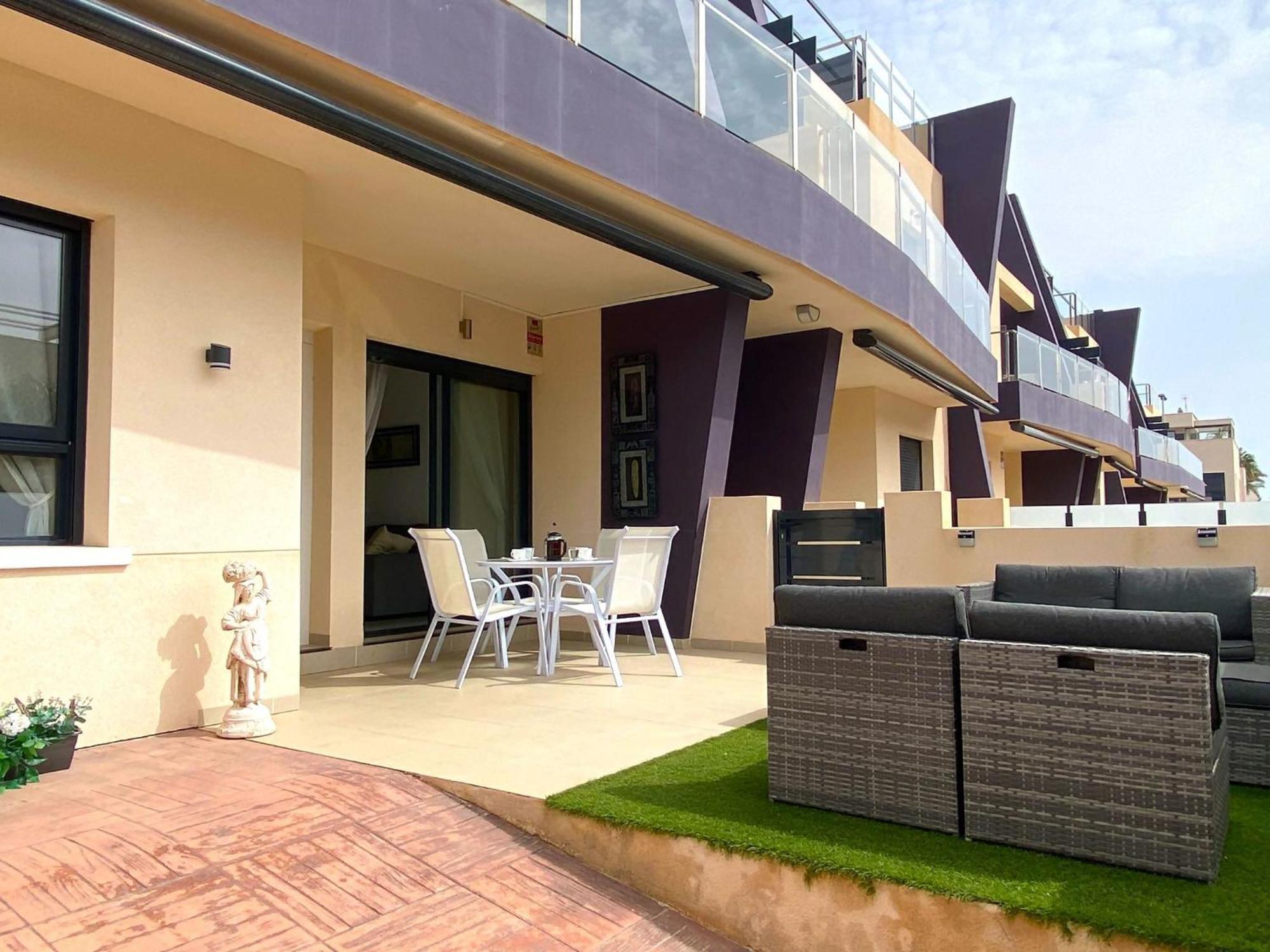Precioso Apartamento A Tan Solo 300 M De La Playa Пилар де ла Горадада Экстерьер фото